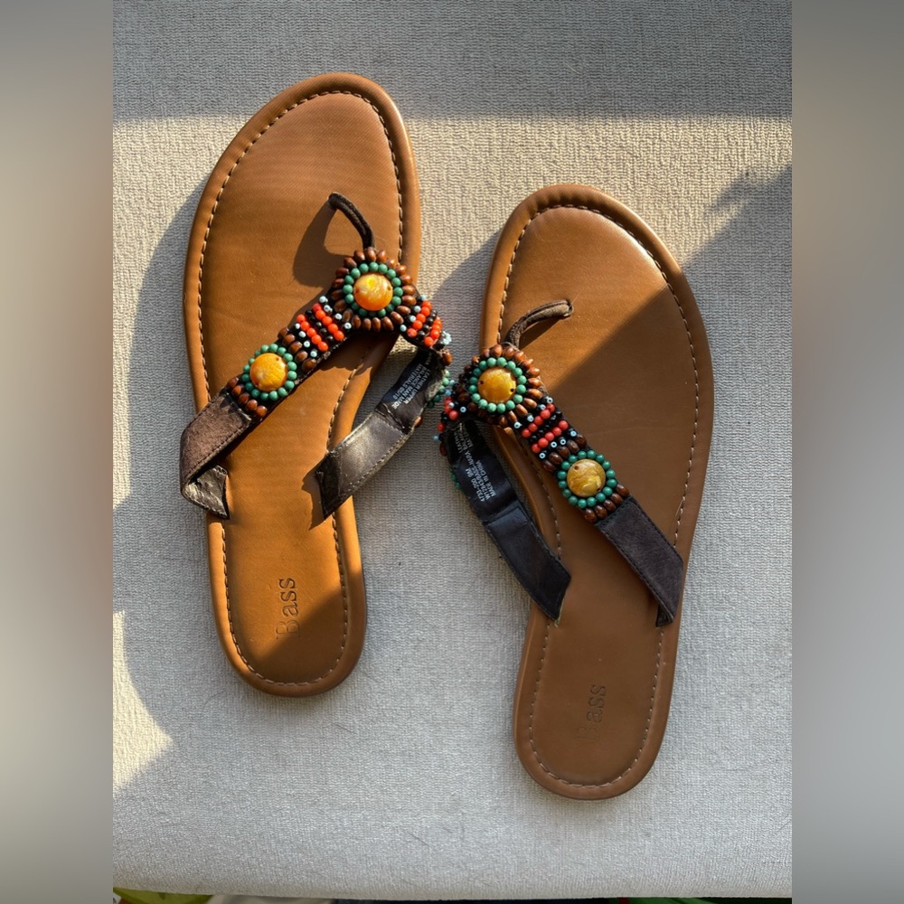 Bass Beaded Sandals Size 7 Gently Used